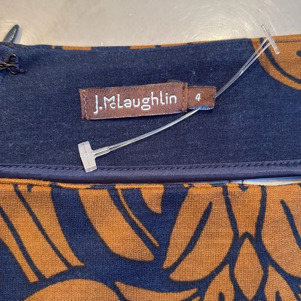 NWOT J. McLaughlin Classic beauty with stretch 4 comfort. Elegant, gorgeous!